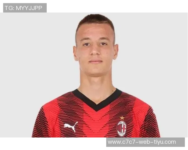 意甲历史上出场次数最多的亚洲球员阵容揭秘中田英寿与长友佑都领衔