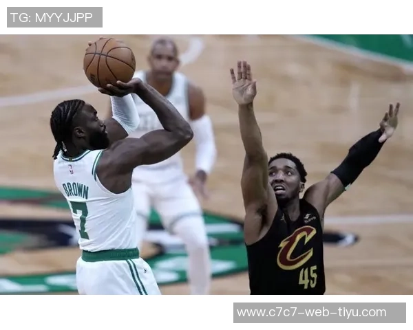 米切尔谈失利经验称绿军夺冠经历值得借鉴激励球队奋发向前